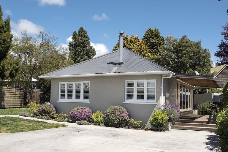 Photo of property in 4 Lynbert Road, Lynmore, Rotorua, 3010