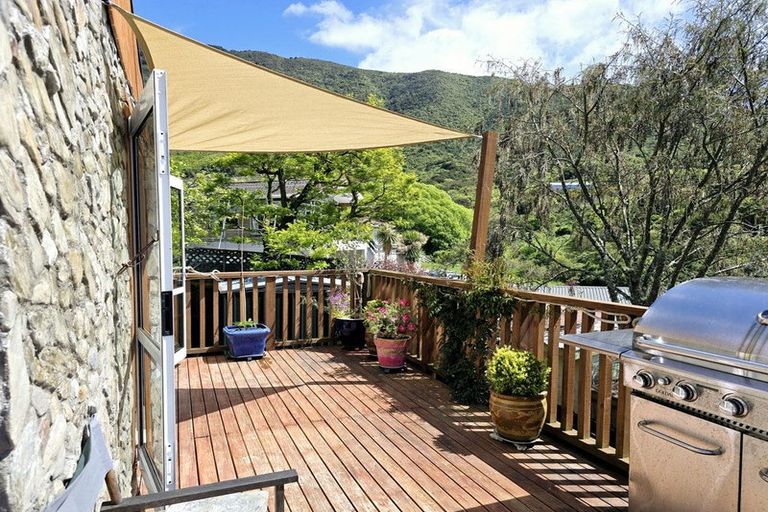 Photo of property in 86 Scotland Street, Picton, 7220