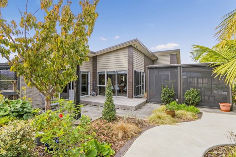 Photo of property in 80 Kupe Drive, Whitianga, 3510