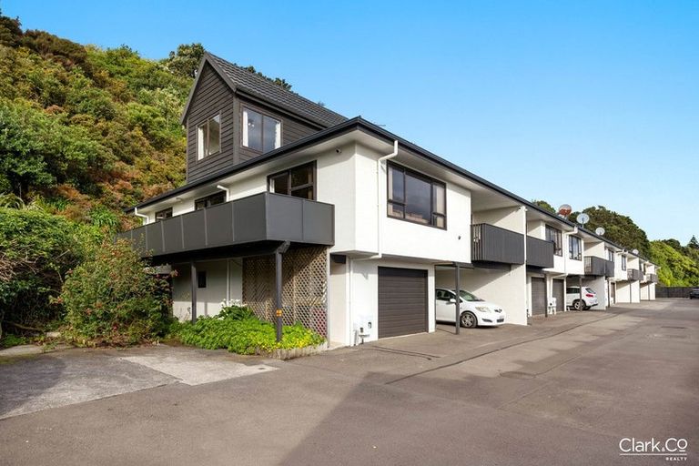 Photo of property in 8/24 Acheron Road, Paremata, Porirua, 5026