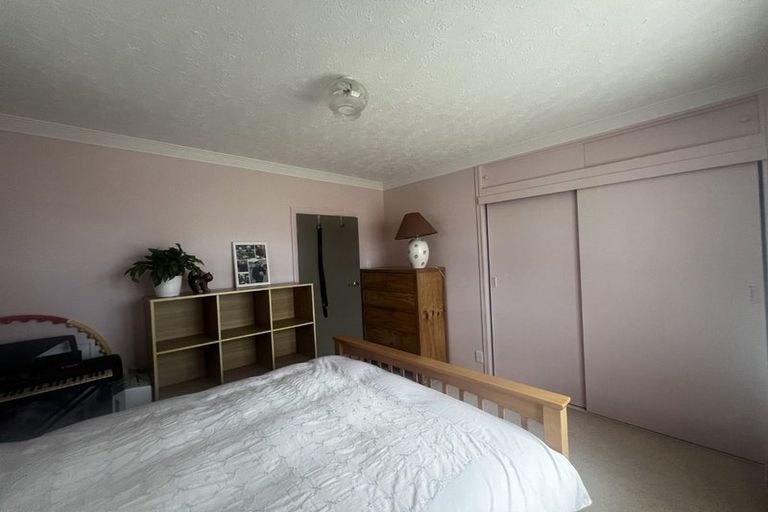 Photo of property in 12 Mangaroa Hill Road, Maoribank, Upper Hutt, 5018