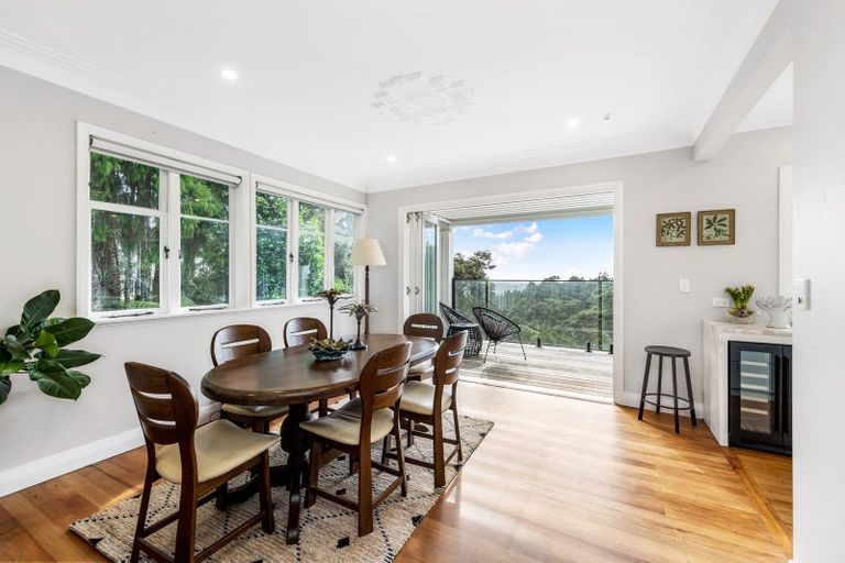 Photo of property in 97 Scenic Drive, Titirangi, Auckland, 0604