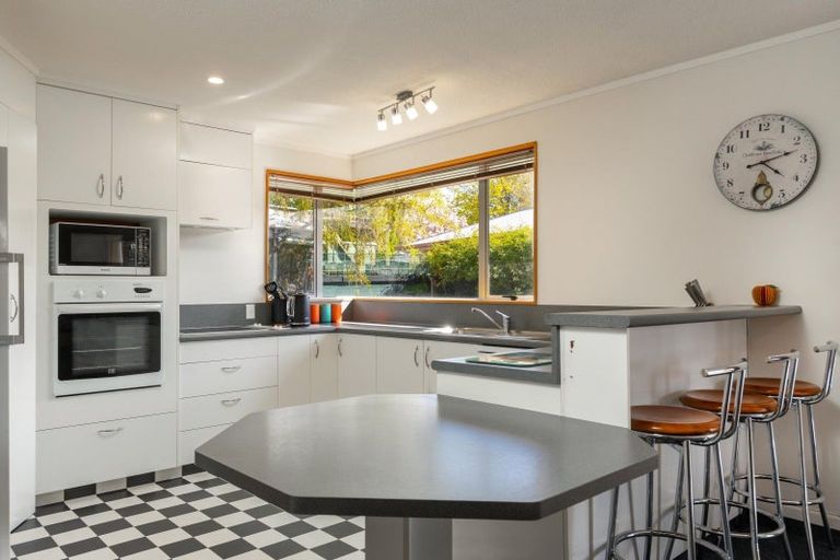 Photo of property in 27 Karina Crescent, Redwoodtown, Blenheim, 7201