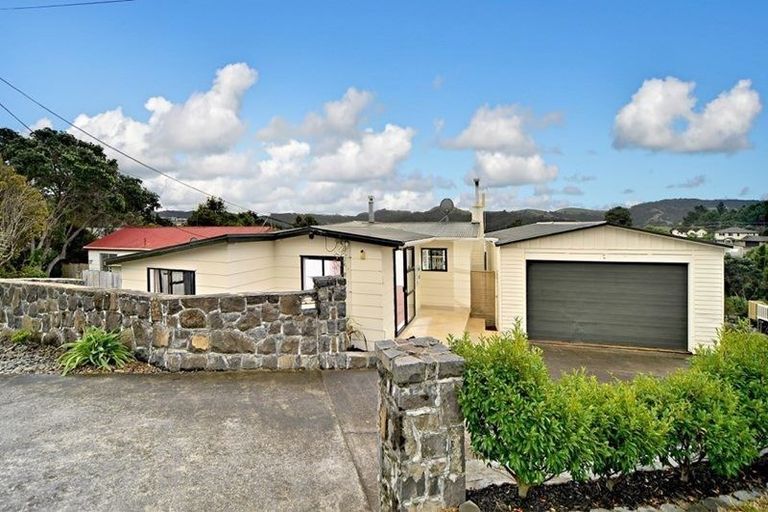 Photo of property in 25 Hillcrest Road, Hatfields Beach, Orewa, 0931