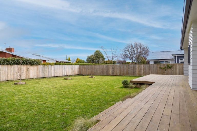 Photo of property in 21 Coralie Place, Lansdowne, Masterton, 5810