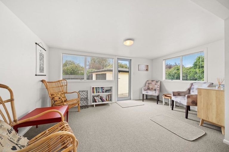 Photo of property in 30 Cologne Street, Martinborough, 5711