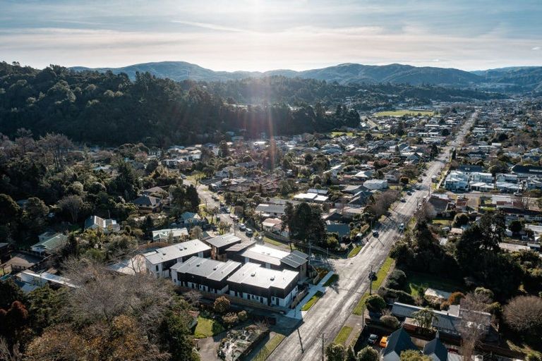 Photo of property in 9/3 Raukawa Street, Stokes Valley, Lower Hutt, 5019