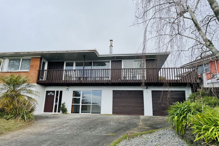 Photo of property in 24 Riverhills Avenue, Pakuranga Heights, Auckland, 2010