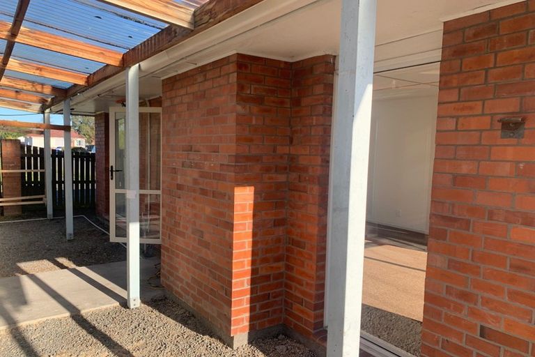 Photo of property in 8a Newnham Terrace, Upper Riccarton, Christchurch, 8041