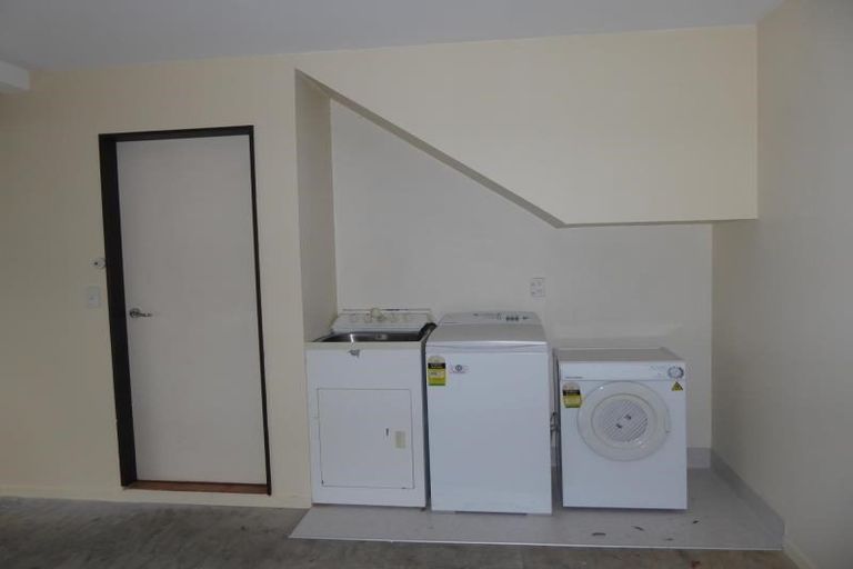 Photo of property in 14/240 The Terrace, Wellington Central, Wellington, 6011