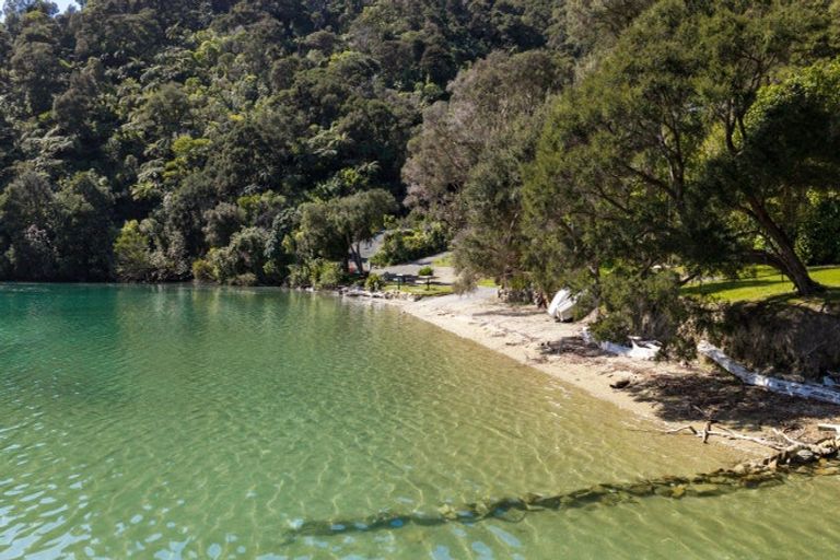 Photo of property in 1703 Kenepuru Road, Te Mahia, Picton, 7282