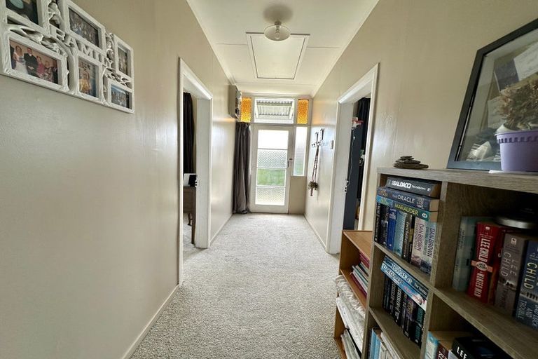 Photo of property in 56 James Street, Balclutha, 9230