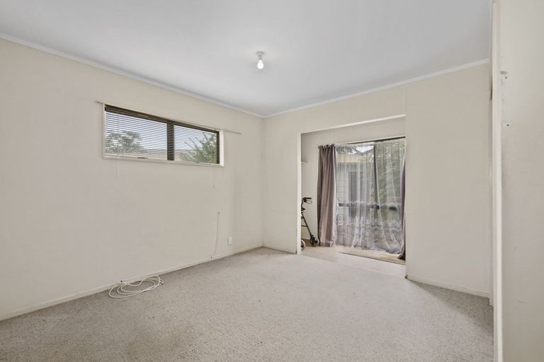 Photo of property in 33 Pohutukawa Drive, Owhata, Rotorua, 3010