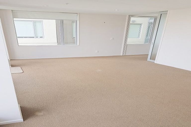 Photo of property in Trinity Apartments, 406/19 College Street, Te Aro, Wellington, 6011