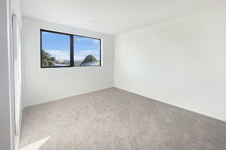 Photo of property in 10 Carole Crescent, Pakuranga, Auckland, 2010