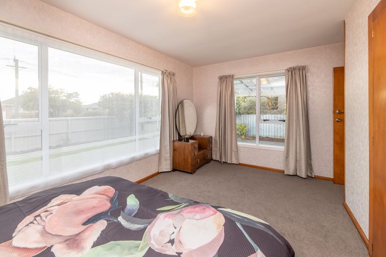 Photo of property in 18 Everest Street, Burnside, Christchurch, 8053