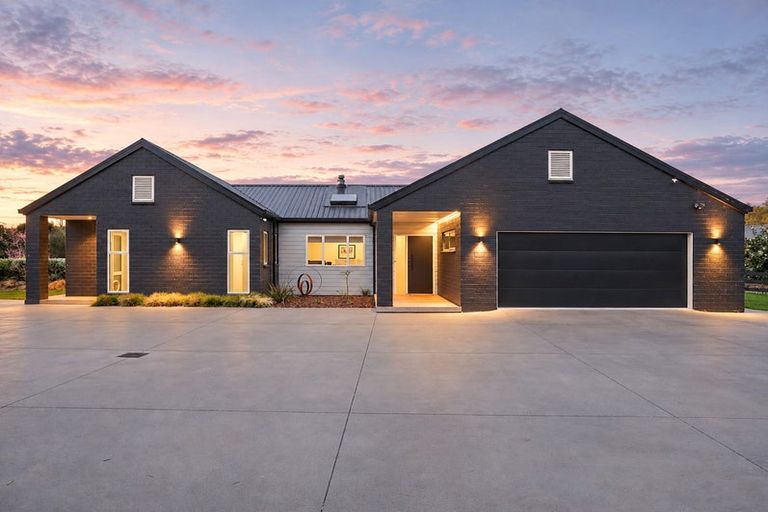 Photo of property in 2/50 Roto O Rangi Road, Leamington, Cambridge, 3432