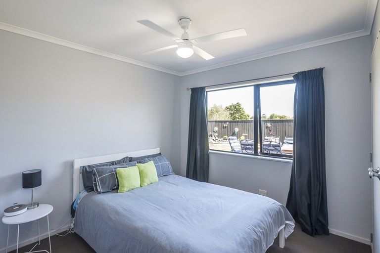 Photo of property in 7 Fytfield Place, Paraparaumu, 5032