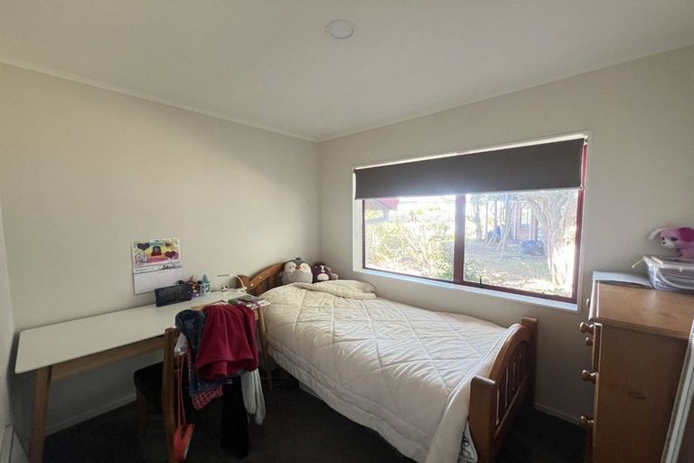 Photo of property in 14 St Thomas More Lane, Glenfield, Auckland, 0629