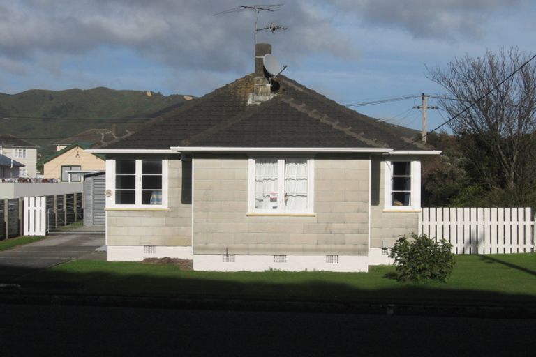 Photo of property in 26 Kowhai Street, Naenae, Lower Hutt, 5011