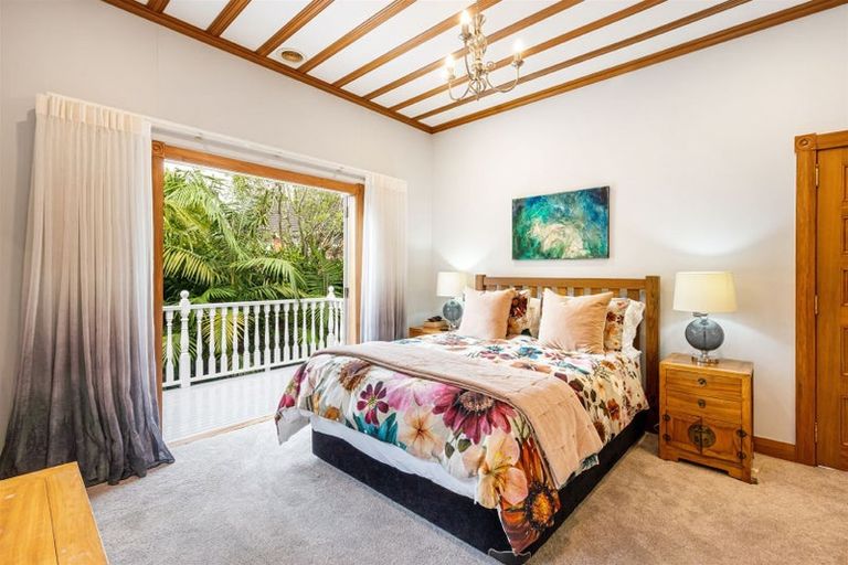 Photo of property in 13 Grahame Street, Devonport, Auckland, 0624