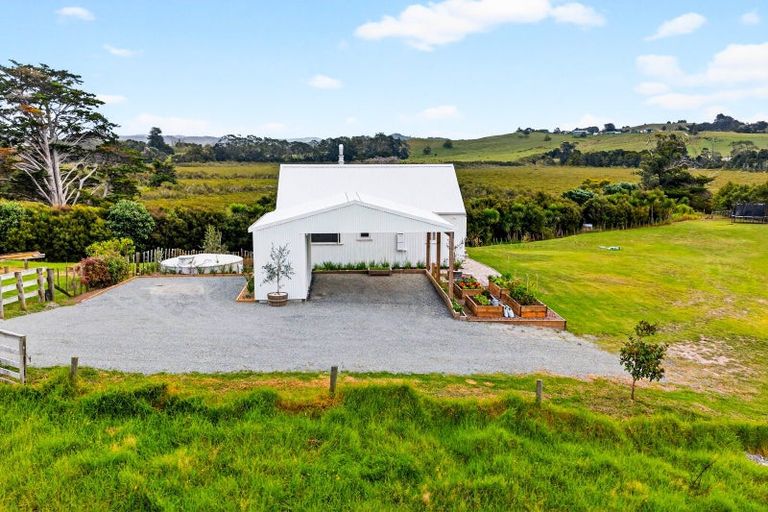 Photo of property in 20 Te Whau Lane, Snells Beach, 0920