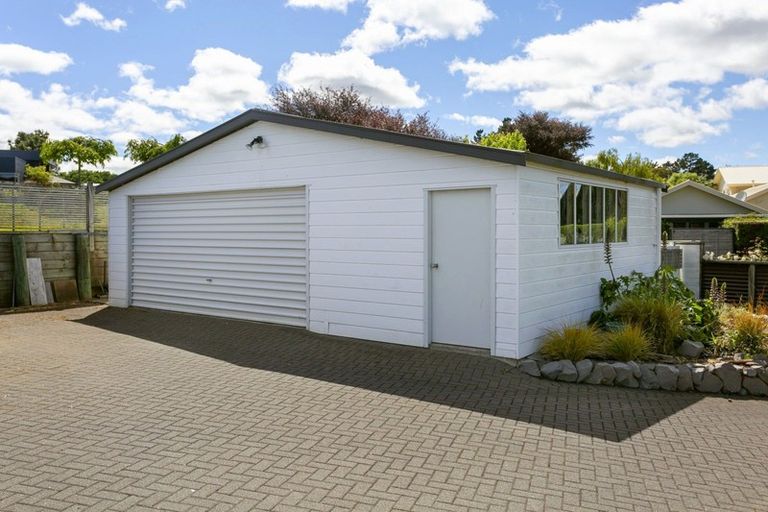 Photo of property in 86 Birch Street, Hilltop, Taupo, 3330
