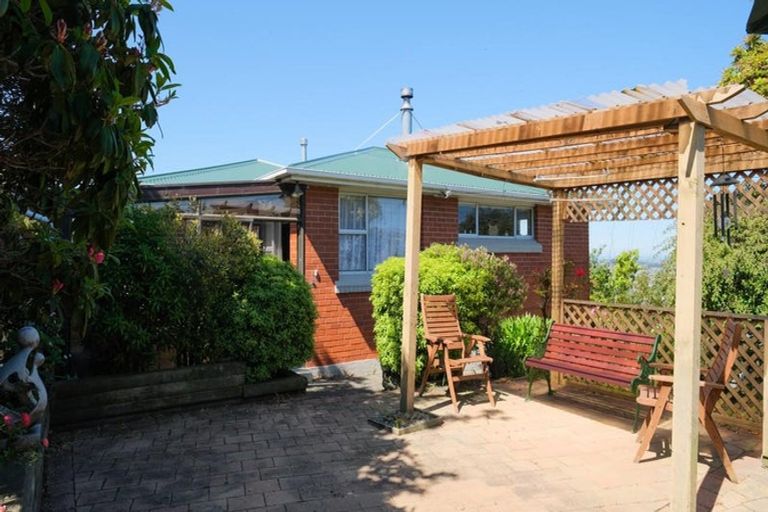 Photo of property in 16 Forfar Street, Clyde Hill, Dunedin, 9011