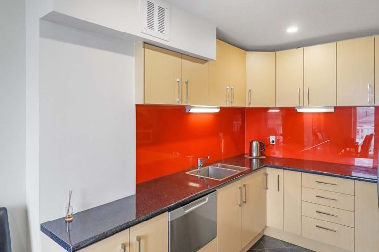 Photo of property in 10/259 The Terrace, Te Aro, Wellington, 6011