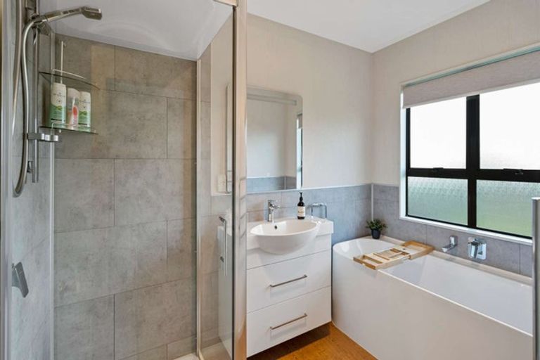 Photo of property in 44 Dickens Street, Owhata, Rotorua, 3010