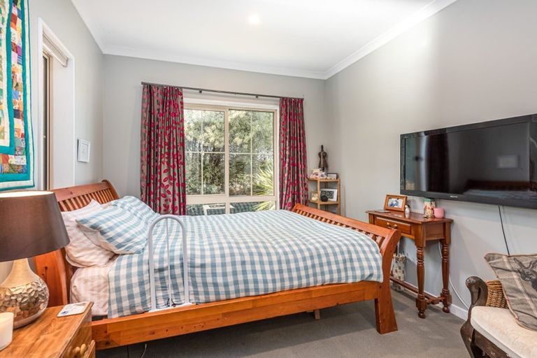 Photo of property in 270 Barkers Road, Loburn, Rangiora, 7472