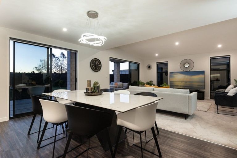 Photo of property in 34 Double Bay Road, Pyes Pa, Tauranga, 3112