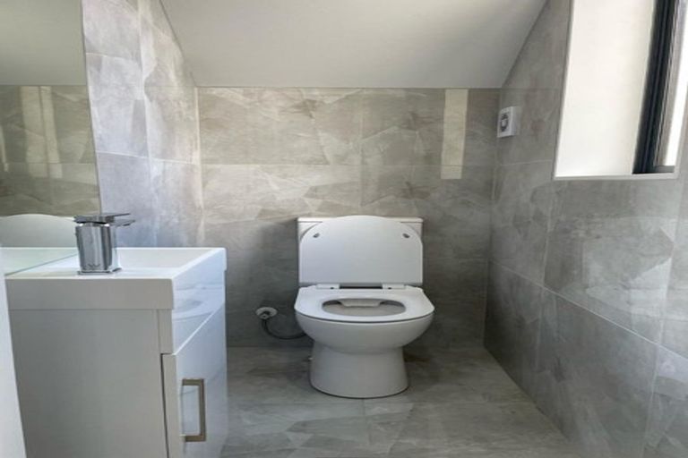 Photo of property in 4c Carolyn Street, Manukau, Auckland, 2025