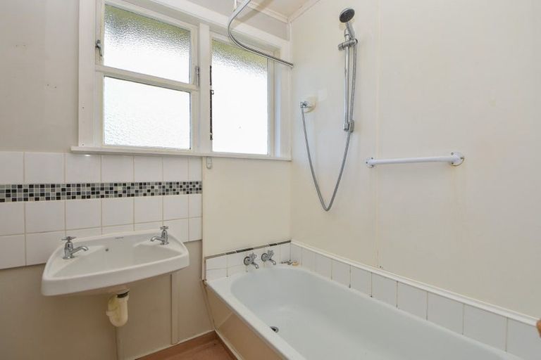 Photo of property in 162 Cole Street, Masterton, 5810