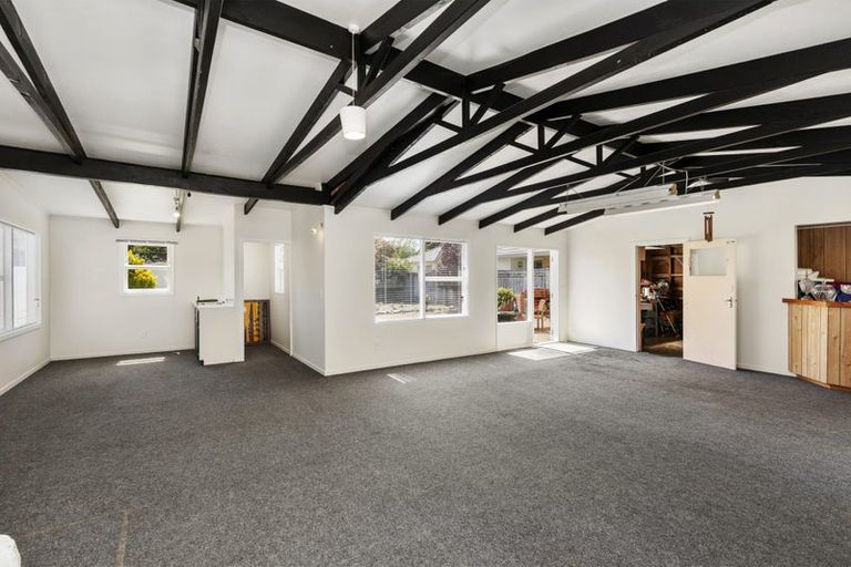 Photo of property in 16 Tawai Street, Trentham, Upper Hutt, 5018