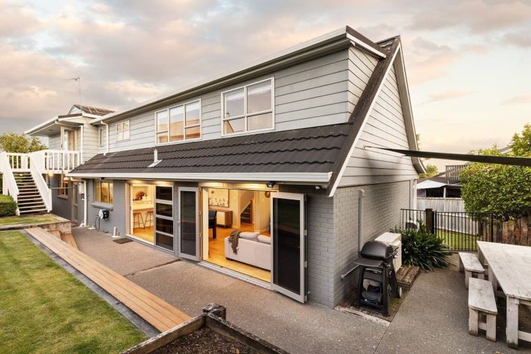 Photo of property in 19 Colquhoun Place, Dinsdale, Hamilton, 3204