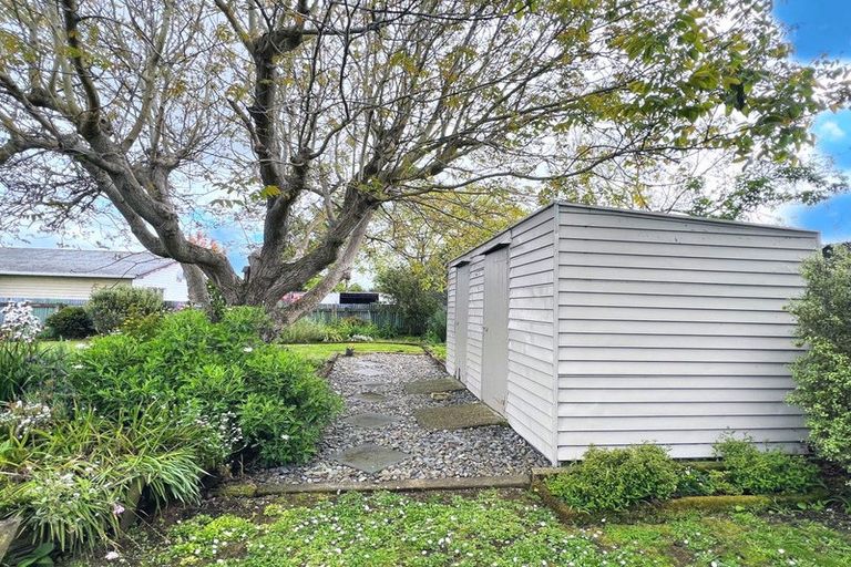 Photo of property in 61 Barraud Street, Dannevirke, 4930