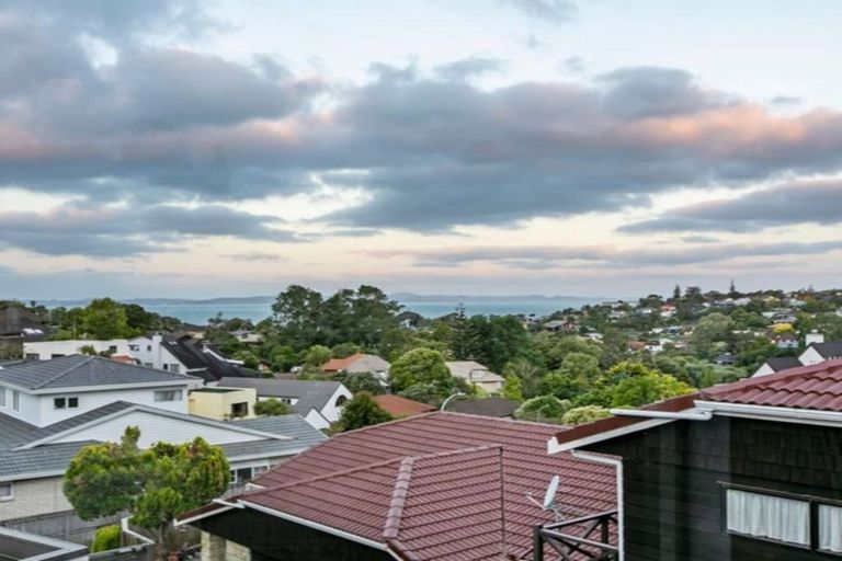 Photo of property in 2/4 Dorrit Lane, Howick, Auckland, 2014