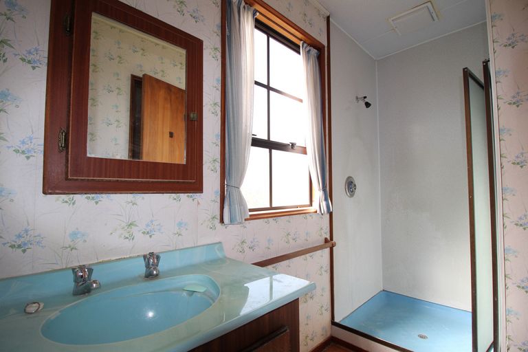 Photo of property in 12 Ashworth Street, Alexandra, 9320