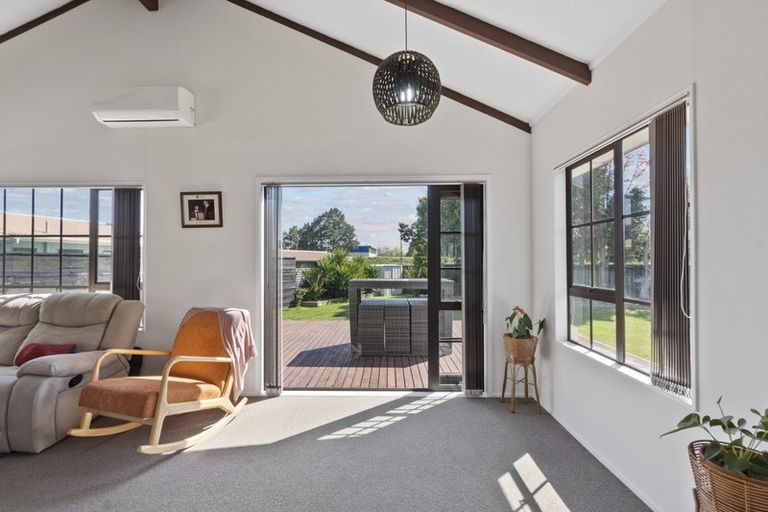 Photo of property in 14 Mcewan Place, Fitzroy, Hamilton, 3206