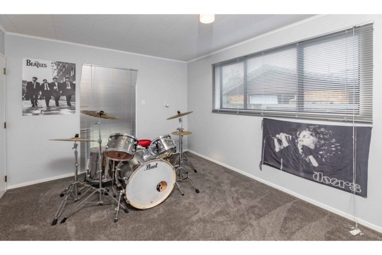 Photo of property in 40 Kowhai Avenue, Rangiora, 7400