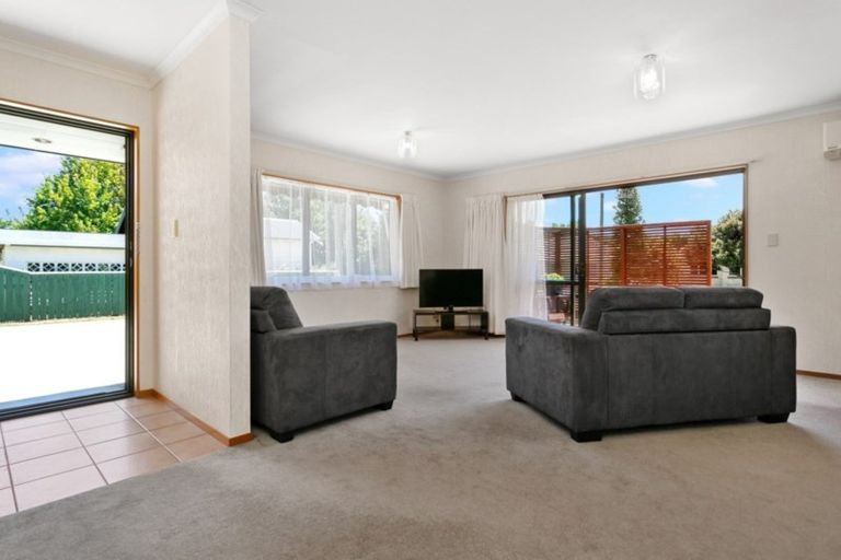 Photo of property in 67 Clare Street, Cambridge, 3434