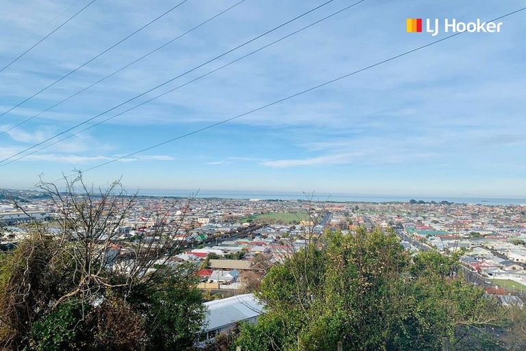 Photo of property in 33 Forfar Street, Clyde Hill, Dunedin, 9011