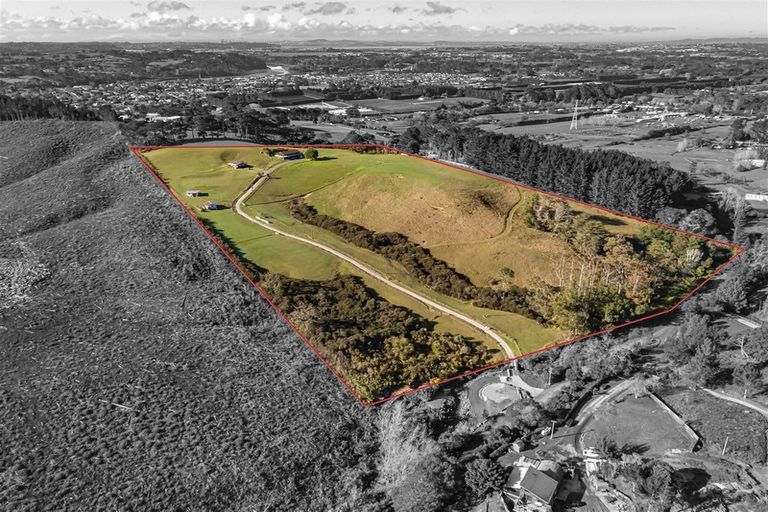 Photo of property in 100 Forestry Road, Riverhead, 0892