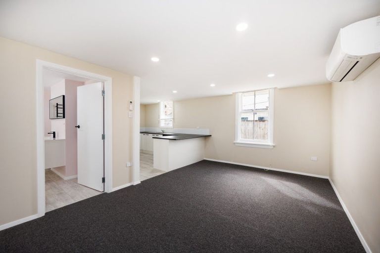 Photo of property in 305 Featherston Street, Palmerston North, 4410