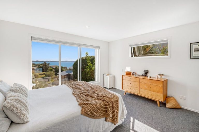 Photo of property in 9 Siesta Terrace, Gulf Harbour, Whangaparaoa, 0930