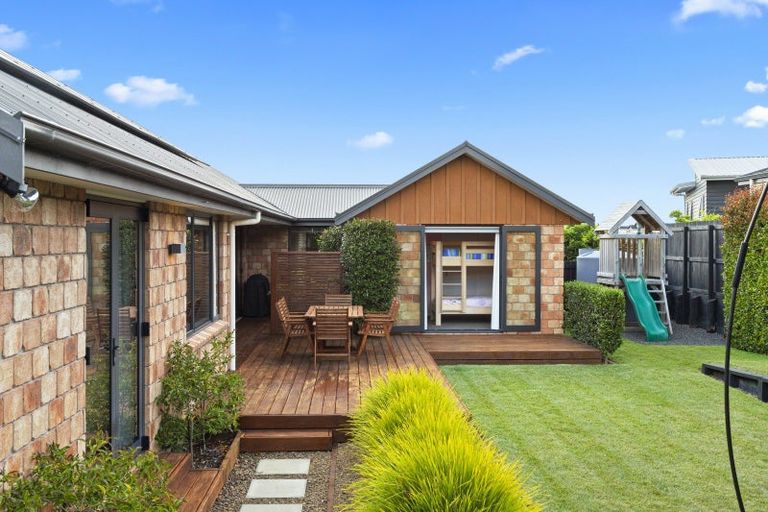 Photo of property in 55 Ina Ville Drive, Pukekohe, 2120