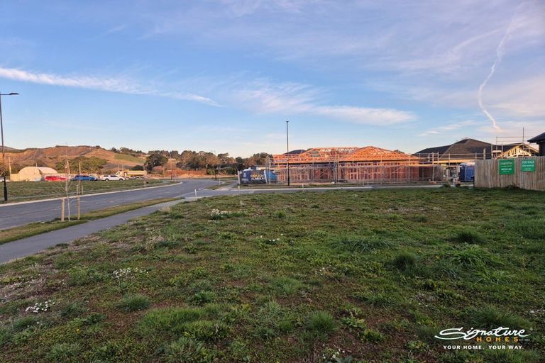 Photo of property in 2 Cabbage Close, Halswell, Christchurch, 8025