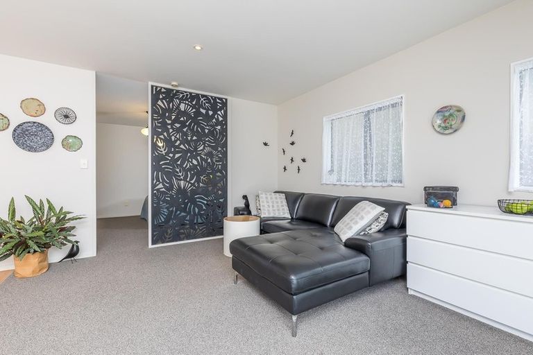 Photo of property in 32 Malaspina Place, Papatoetoe, Auckland, 2025