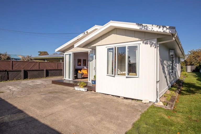 Photo of property in 14 Coates Street, Westport, 7825